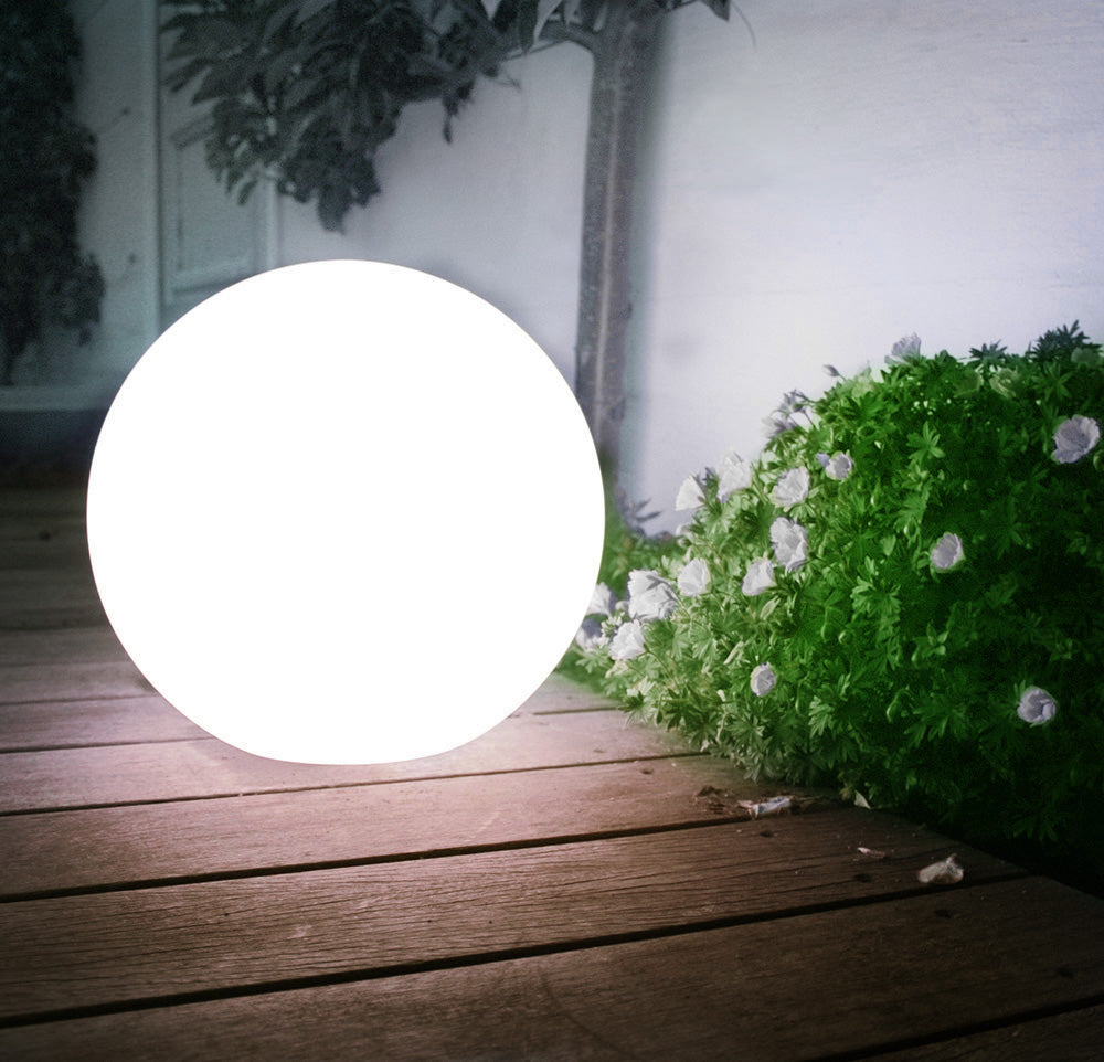 Слънчева градинска лампа с отделен стълб GB168 – сфера 30x30x63 см, бял LED