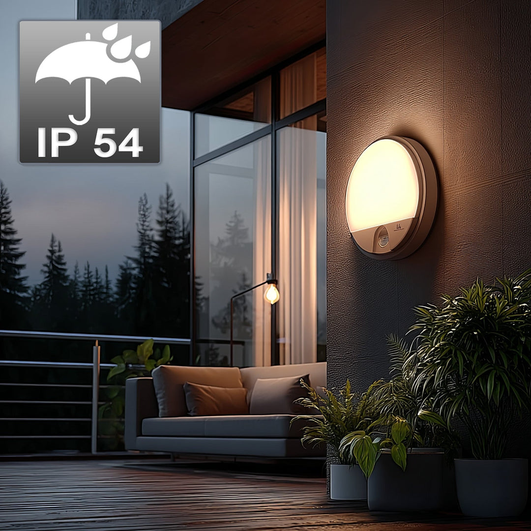 LED лампа с инфрачервен датчик за движение MCE291 W 1100lm 15W IP54 Maclean Energy, бяла
