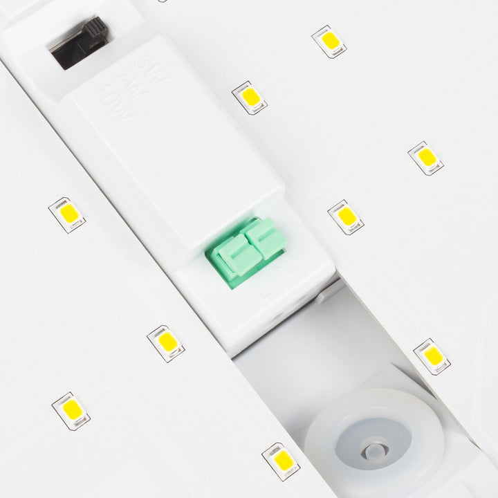 LED лампа Maclean, номер на къща, със сензор за затъмняване, бяла, макс. 10 W, IP65, неутрален цвят (4000 K), макс. 1000 lm, MCE292 W