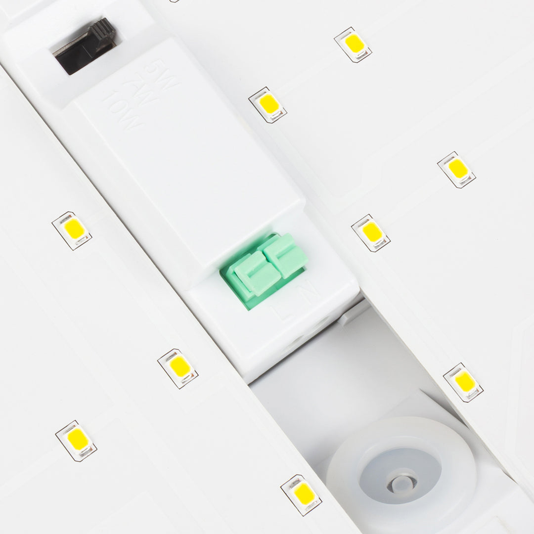 LED лампа Maclean, номер на къща, със сензор за затъмняване, бяла, макс. 10 W, IP65, неутрален цвят (4000 K), макс. 1000 lm, MCE292 W