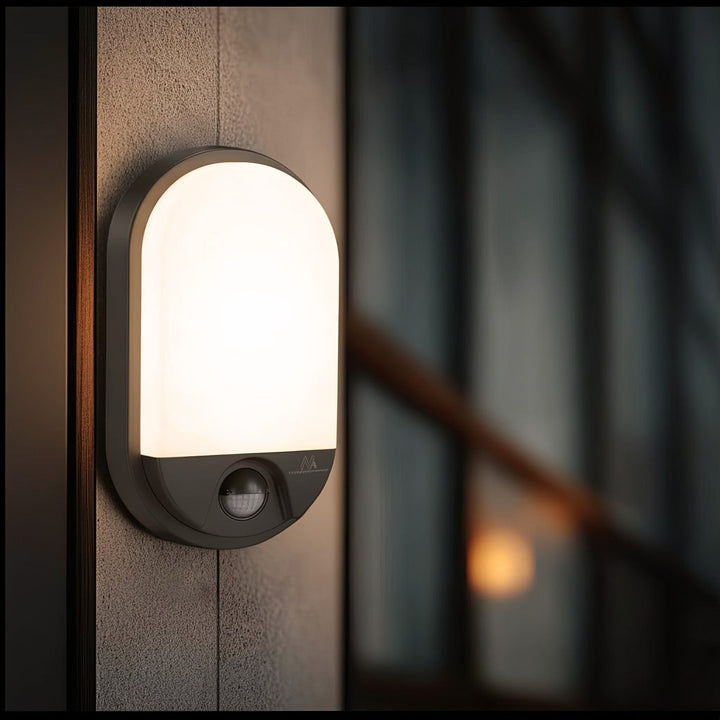 LED лампа с инфрачервен датчик за движение MCE340 GR 1100lm 15W IP54 Maclean Energy, сив цвят, естествена бяла цветова температура (4000K)
