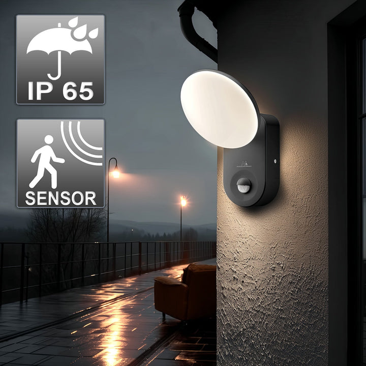 Maclean Energy MCE367 стенна LED лампа с PIR сензор - PC+ALU, 15W (1100lm) неутрално бяло 4000K IP65 сиво