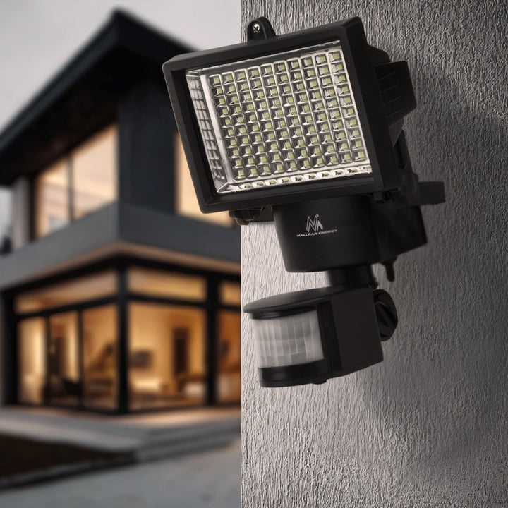 Слънчев LED прожектор с датчик за движение Maclean Energy IP44, 6W, 360lm, 6000K студено бяло, Li-ion батерия 2400 mAh, 5.5V DC MCE442