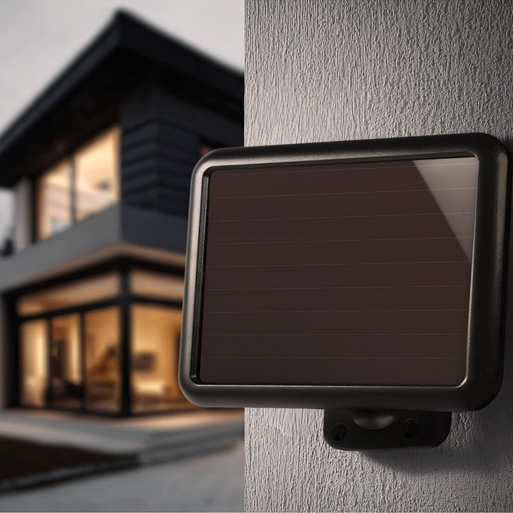 Слънчев LED прожектор с датчик за движение Maclean Energy IP44, 6W, 360lm, 6000K студено бяло, Li-ion батерия 2400 mAh, 5.5V DC MCE442