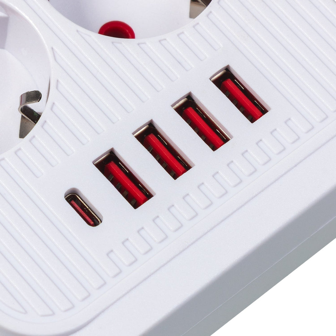 Многофункционален удължител Maclean, 6 контакта + 4xUSB удължител, 110-240V AC 50/60Hz, 2.1A макс. 2500W, 3m, бял, MCE391 W