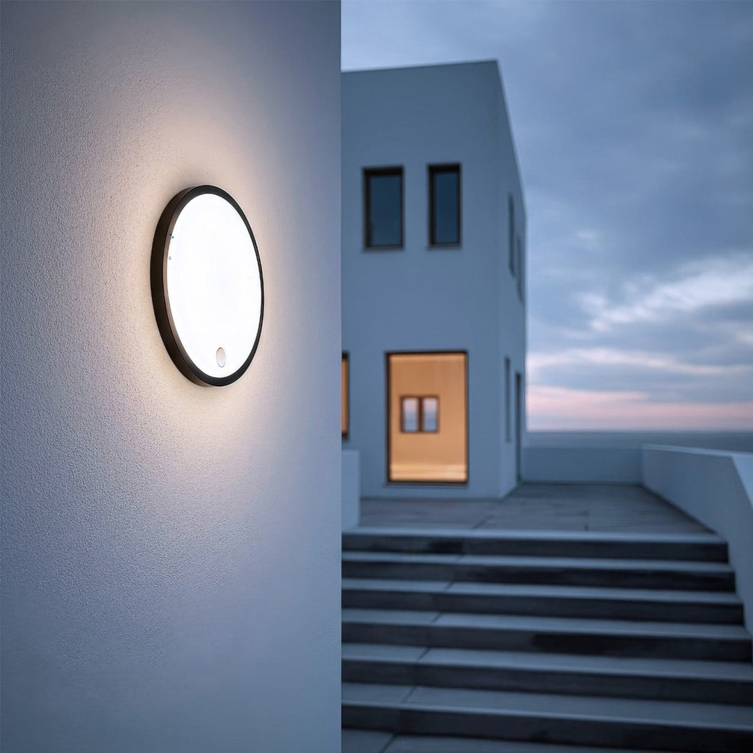 LED лампа Maclean с датчик за движение, PIR сензор, черна, 10W, IP65, 1000lm, неутрален цвят, MCE525 B