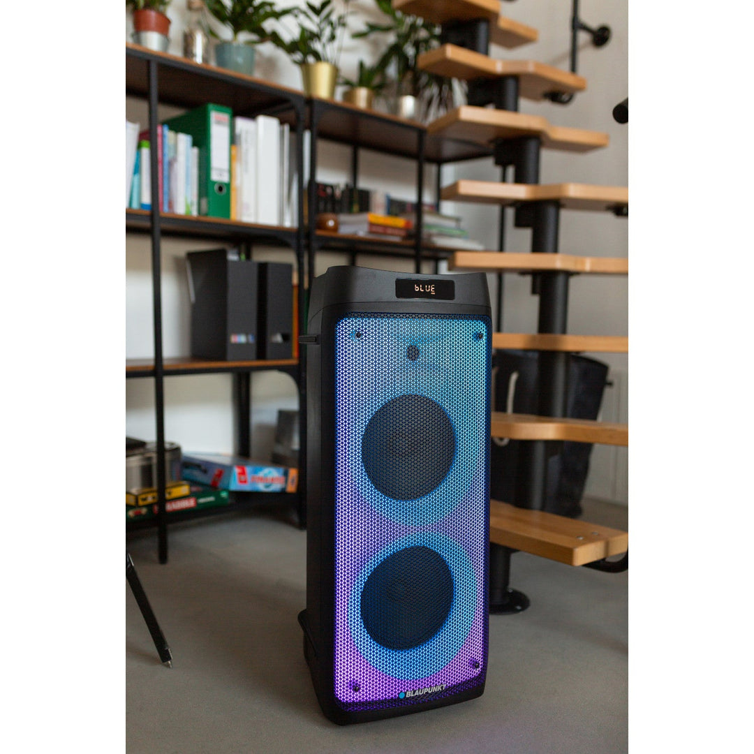 Blaupunkt Party Box високоговорител, LED осветление, Bluetooth, USB и AUX, FM радио, караоке функция, дистанционно управление, PB08DB