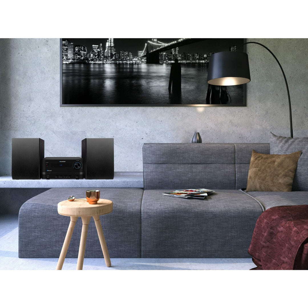 Микросистема Blaupunkt, мощност 45 W, FM радио, AUX гнездо и USB конектор, Bluetooth, MS14BT