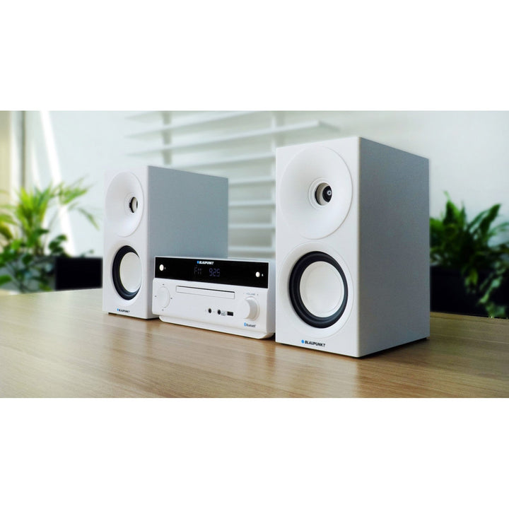 Микросистема Blaupunkt, мощност 150 W, FM радио, AUX гнездо и USB порт, Bluetooth, HDMI вход, часовник с аларма, LED дисплей, бял цвят, MS30.02BT