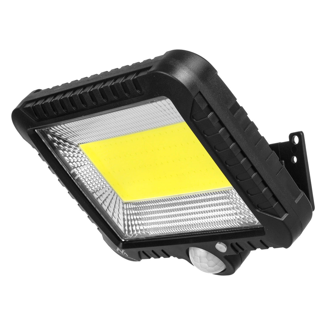 Слънчев LED прожектор с датчик за движение Maclean, IP44, 5W, 400lm, 6000K, 1300 mAh литиева батерия, 5.5V DC MCE438, 2 броя