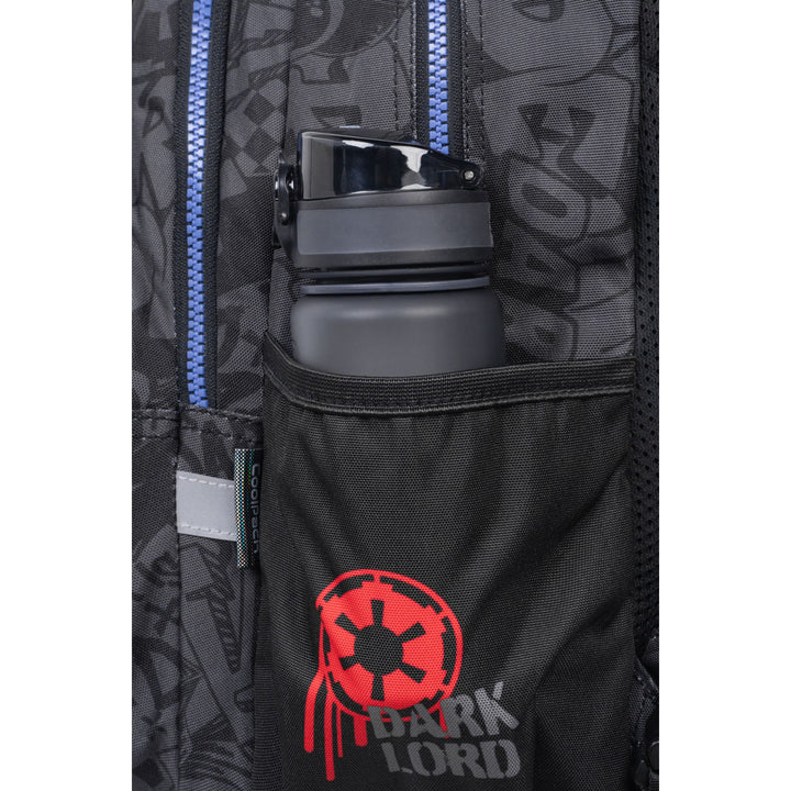 Училищен комплект „Star Wars Coolpack“, раница „Jerry“ с 3 отделения (15") с анатомично оформена гръбна част и регулируеми презрамки, както и пенал „Jumper 3“ с принадлежности