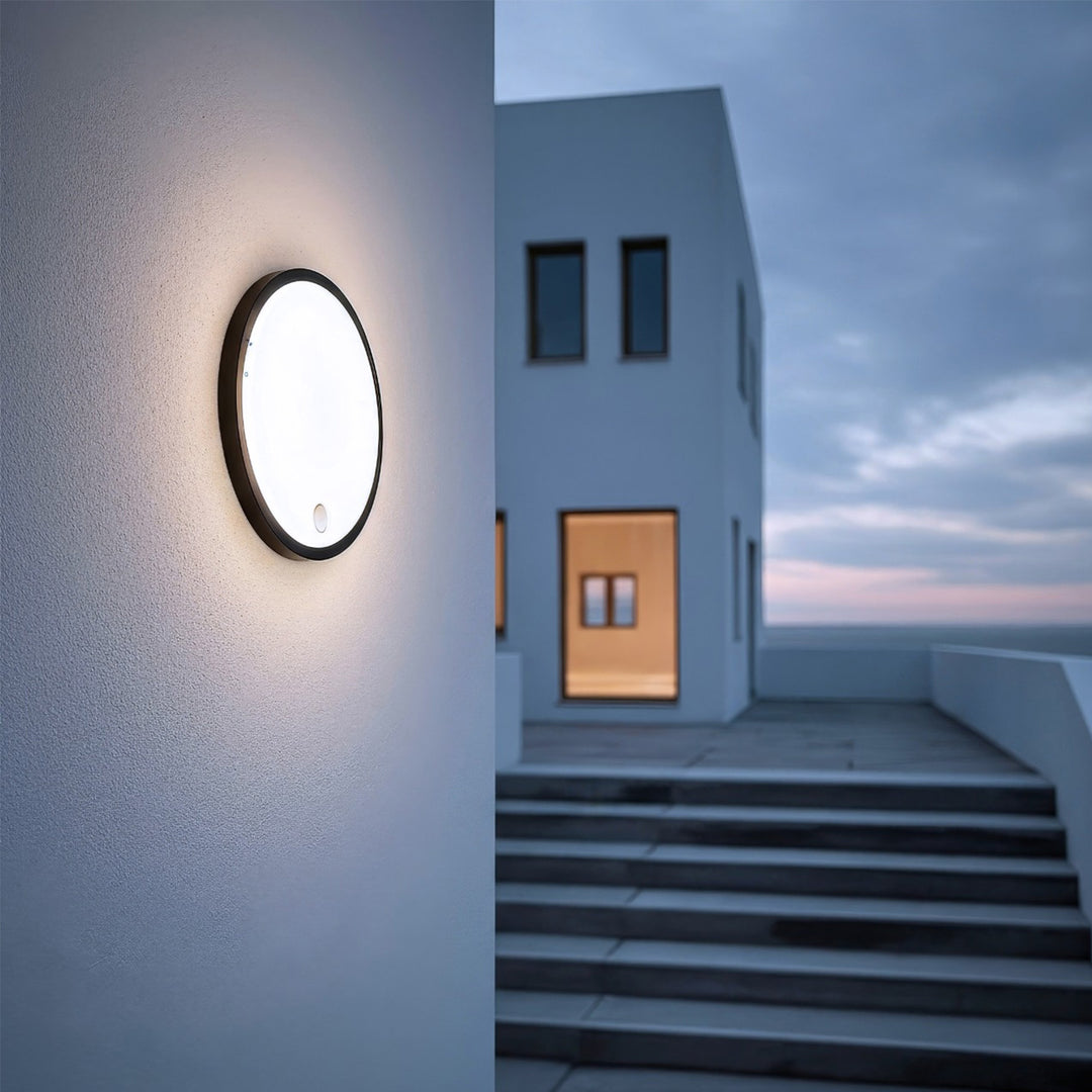 LED лампа с датчик за движение Maclean, PIR датчик, черен цвят, 10 W, IP65, 1000 lm, неутрален цвят, MCE525 B, 2 броя