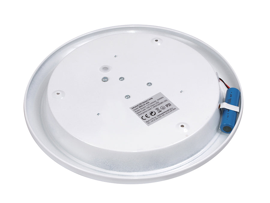 12W LED таванска лампа с PIR сензор и аварийно захранване Maclean Energy MCE131 ACU обхват 6m