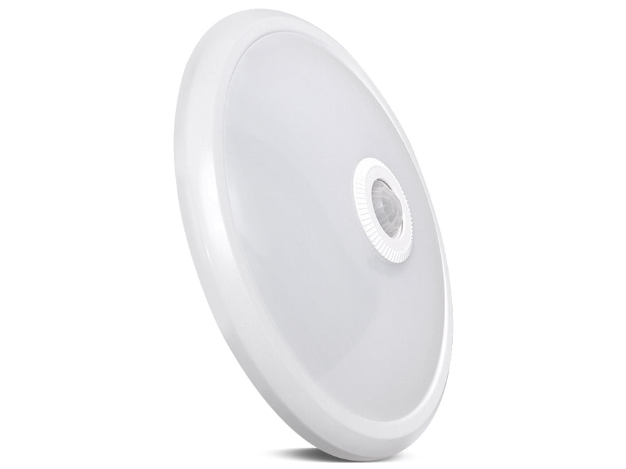 12W LED таванска лампа с PIR сензор и аварийно захранване Maclean Energy MCE131 ACU обхват 6m