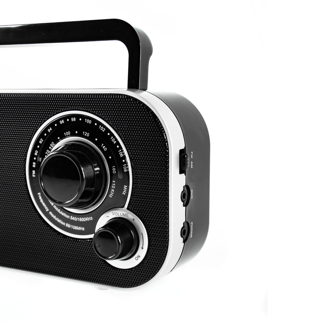 Camry CR1140 преносимо AM/FM радио за кухня, черно