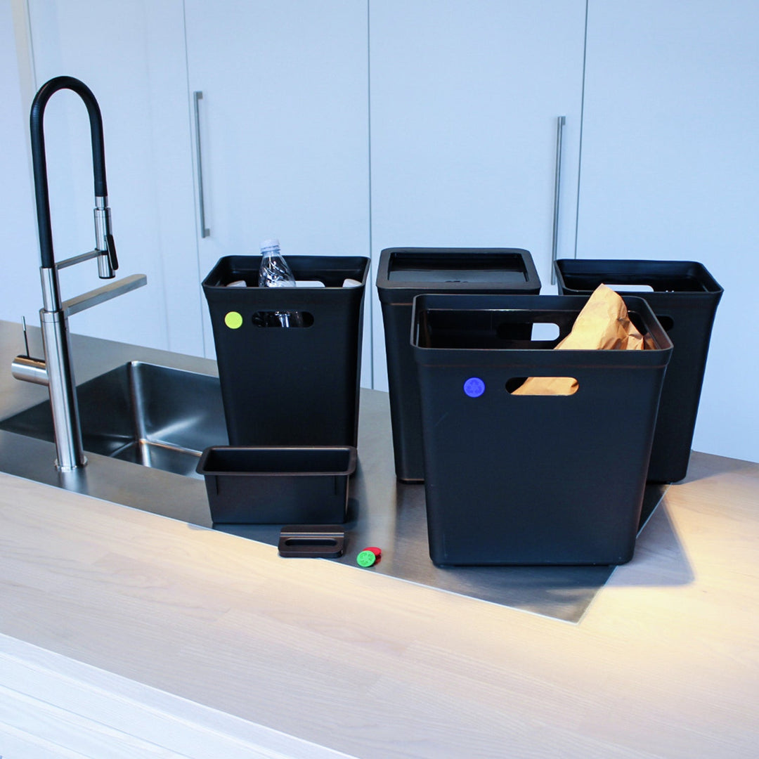 Пластмасов комплект Avedore 20L
