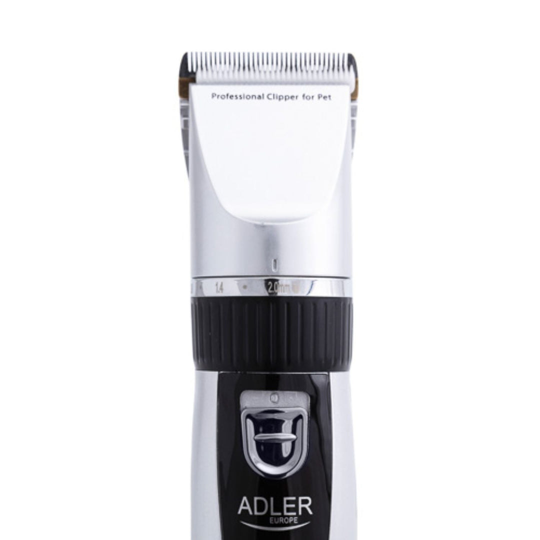 Апарат за подстригване на животни Adler AD 2823 с титанова глава