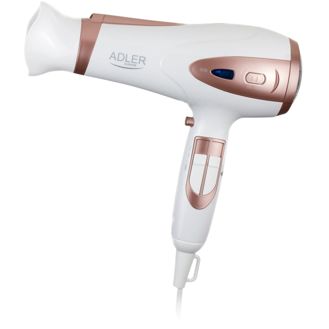 Сешоар Adler AD 2248 с йонизация и студена въздушна струя