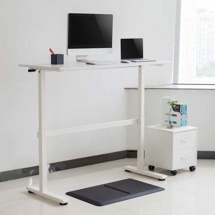 Ръчно регулируемо бюро Ergo Office, макс. 40 кг, макс. височина 117 см, с плот за работа в изправено/седнало положение, ER-401 W