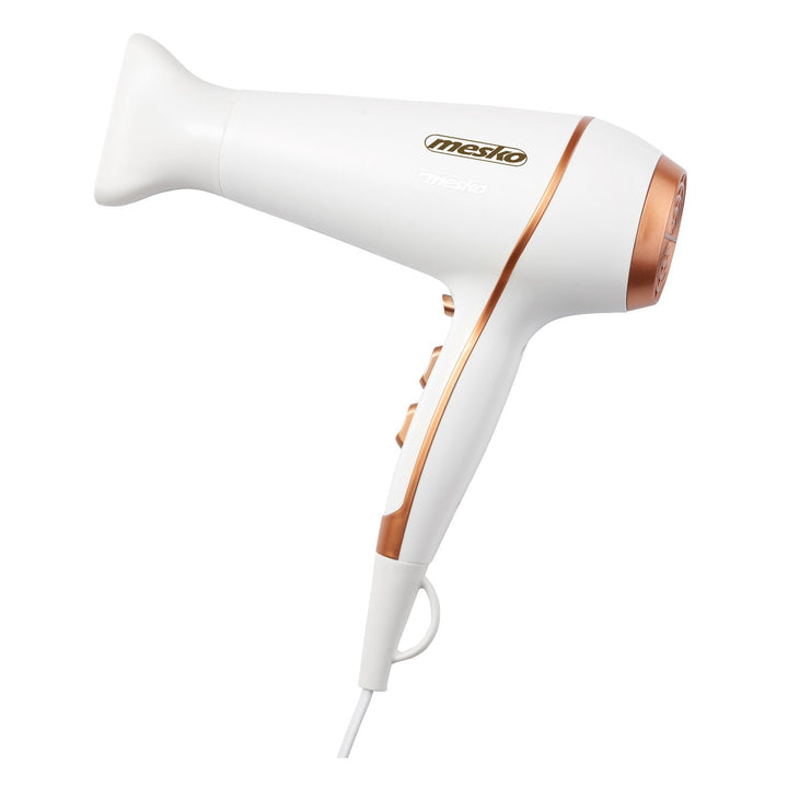Сешоар Mesko MS2250 с функция за хладен въздух