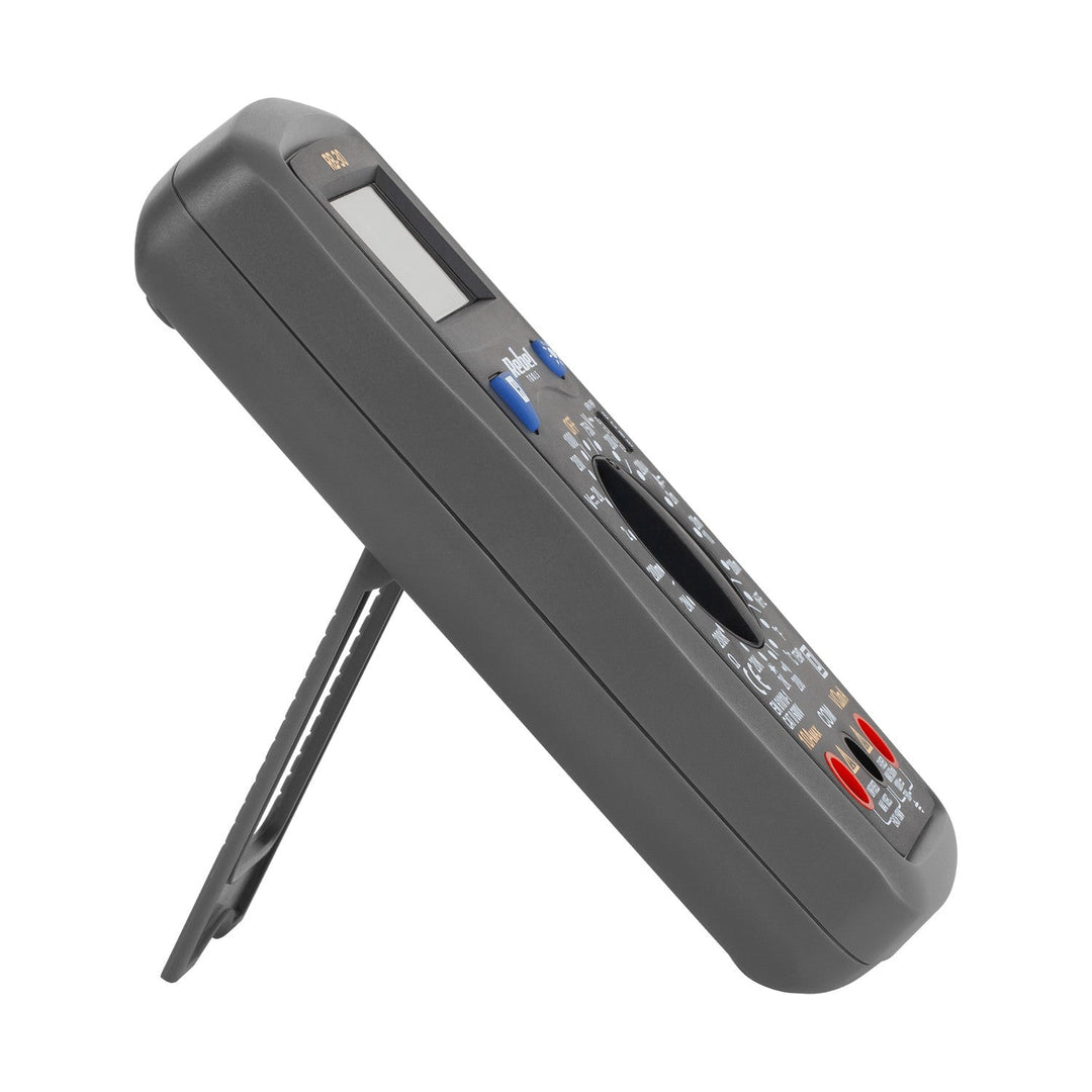 Универсалният измервателен уред Rebel Tools RB-30D включва измервателни кабели.
