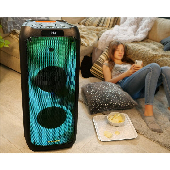 Преносим колонен високоговорител Blaupunkt PB10DB с BT и караоке