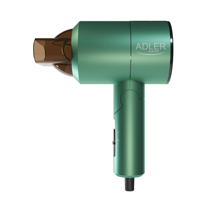 Малка сешоар Adler AD 2265 с мощност 1200 W и сгъваема дръжка